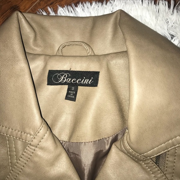 Leather jacket✨ - Picture 2 of 3